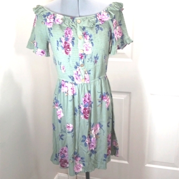 Xhilaration Sz Med, Green/pink/ burgandy  Floral Dress midi - Picture 2 of 7